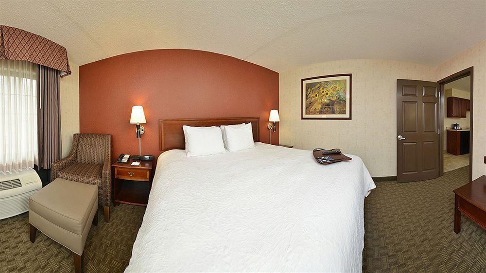 Hampton Inn East Aurora Kültér fotó