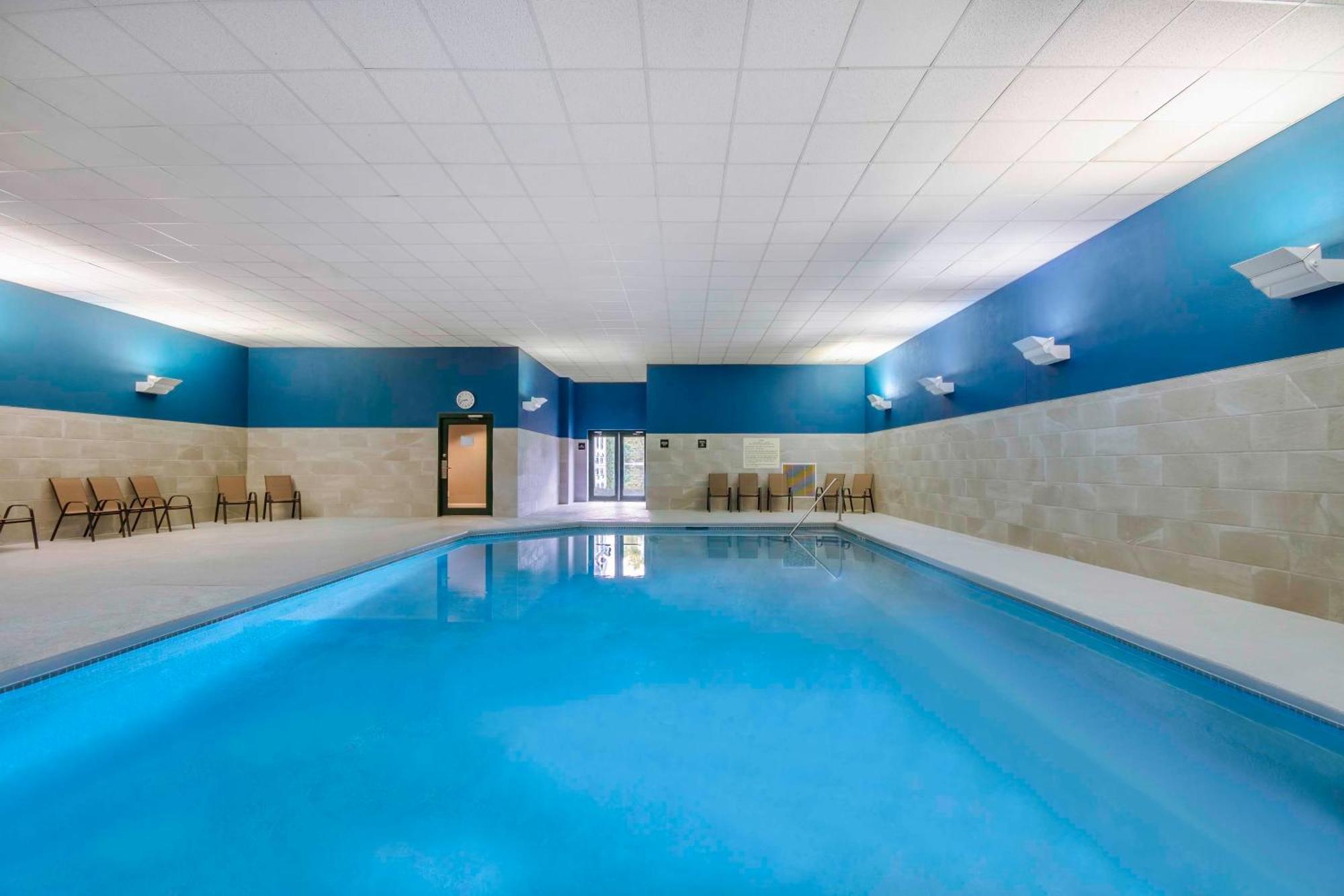 Hampton Inn East Aurora Kültér fotó
