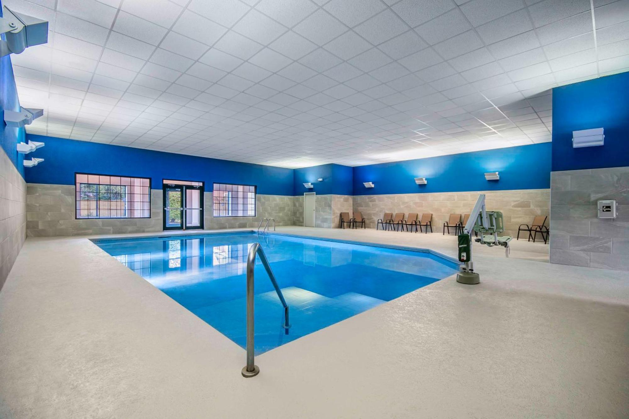 Hampton Inn East Aurora Kültér fotó